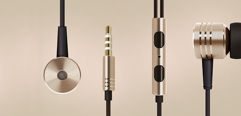 Écouteur Xiaomi Piston Earphone Metal 21.68$ [Dealextreme]